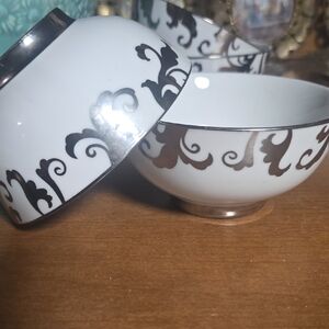 Ciroa Luxe White and Silver Porcelain Bowl